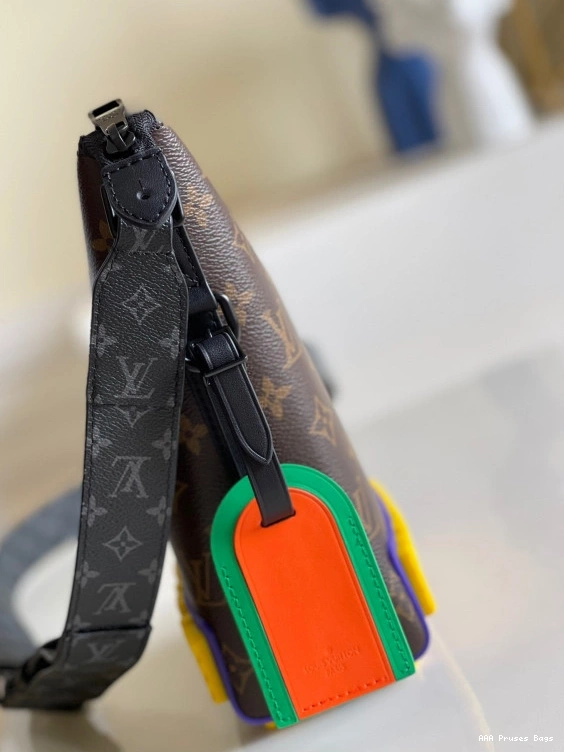 AAA Pruses Bags CRUISER LOUIS VUITTON MESSENGER 0802